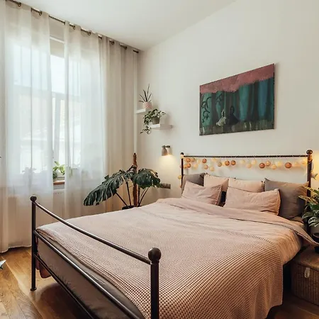 Charming Apt By Market Διαμέρισμα Λιέπαγια